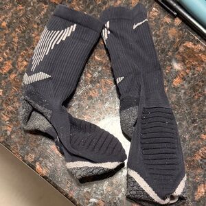 Nike Black & Gray Men's Athletic Crew Socks